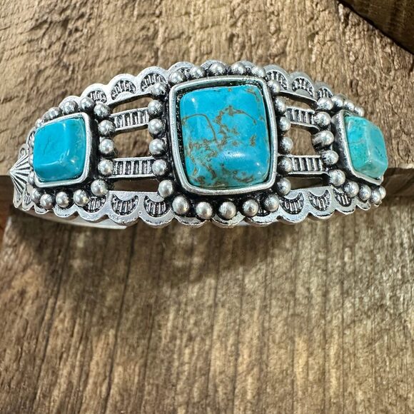 Turquoise Cuff Bracelet in Antique Silver Style, Boho Southwestern Cuff, Ships - Picture 9 of 9